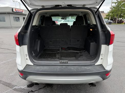 Used 2019 Ford Escape SE FWD image 36