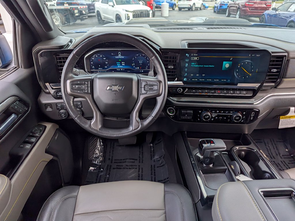 Used 2022 Chevrolet Silverado 1500 ZR2 w/ Technology Package AWD/4WD image 30
