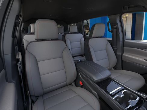 New 2026 Chevrolet Traverse LT w/ Driver Confidence Package FWD image 16