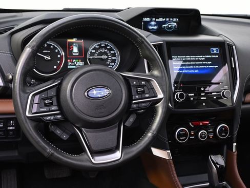 Used 2022 Subaru Forester Touring image 12