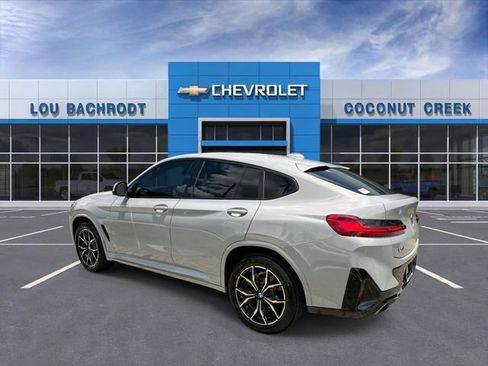 Used 2023 BMW X4 xDrive30i w/ M Sport Package AWD/4WD image 6