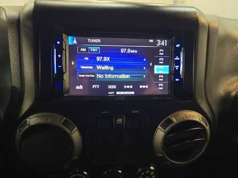 Used 2014 Jeep Wrangler Sport w/ Quick Order Package 24S image 19