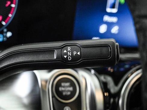 New 2026 Mercedes-Benz GLB 250 4MATIC image 12