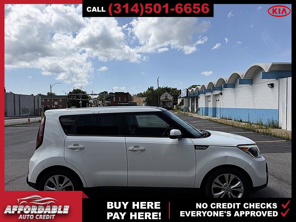 Used 2016 Kia Soul + w/ Primo Package FWD image 6