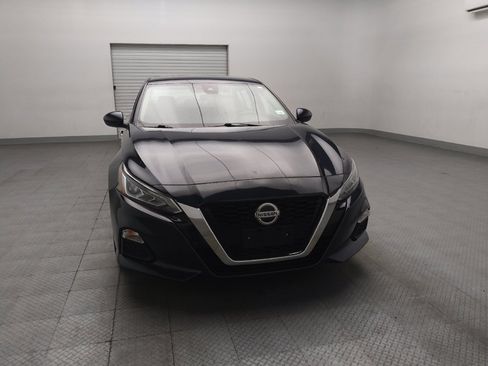 Used 2022 Nissan Altima 2.5 SV FWD image 14