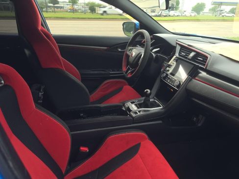 Used 2021 Honda Civic Type R image 6