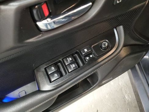 Used 2017 Subaru Legacy 2.5i Limited AWD/4WD image 13