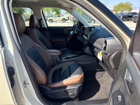 Certified 2025 Ford Bronco Sport Outer Banks w/ Outer Banks Tech Package+ image 26