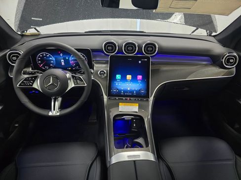 New 2026 Mercedes-Benz GLC 300 4MATIC image 17