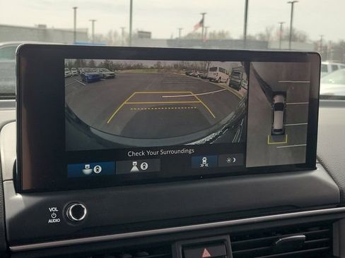 New 2026 Honda Pilot Touring image 23