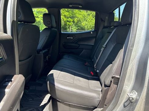 Used 2024 GMC Canyon Elevation w/ Elevation Premium Package AWD/4WD image 17