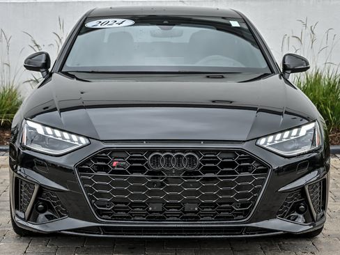 Used 2024 Audi S4 Prestige AWD/4WD image 4