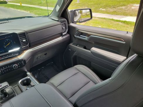 Used 2025 Chevrolet Silverado 1500 RST w/ RST All Star Premium Package AWD/4WD image 17
