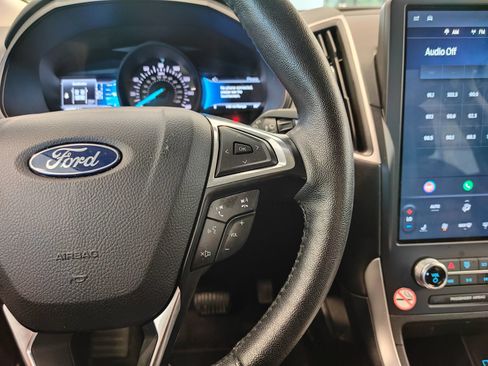Used 2024 Ford Edge SEL AWD/4WD image 11