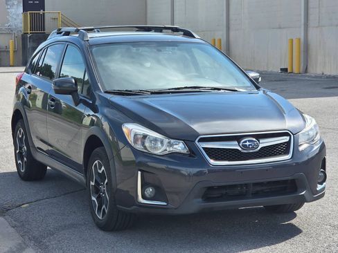 Used 2016 Subaru Crosstrek 2.0i Limited AWD/4WD image 3