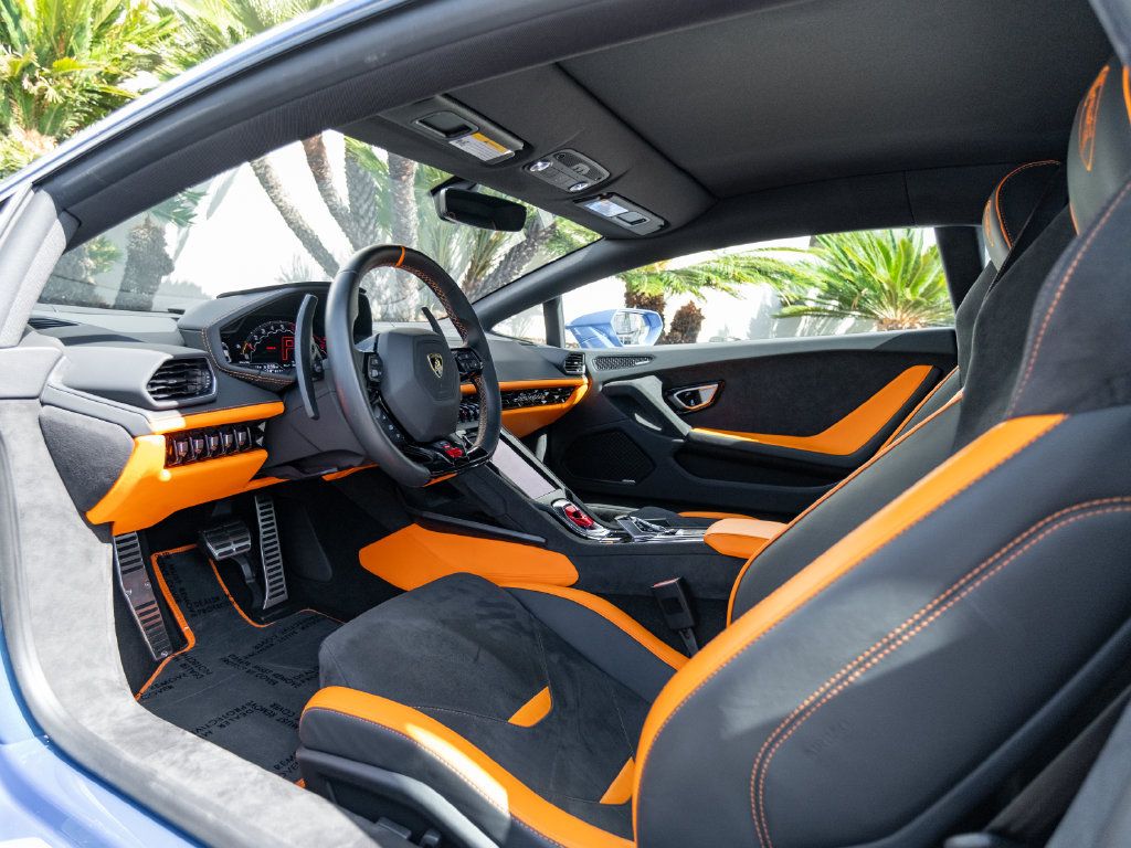 Used 2023 Lamborghini Huracan Tecnica RWD image 7