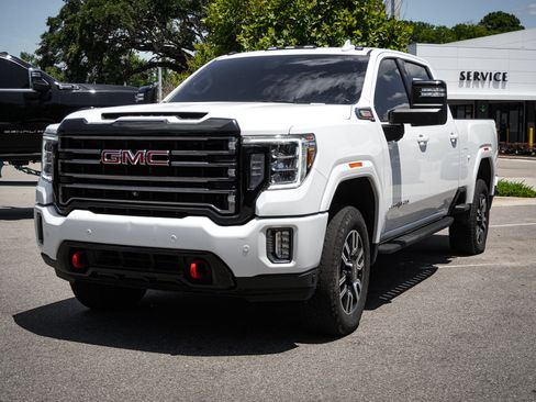 Used 2022 GMC Sierra 2500 AT4 w/ AT4 Premium Plus Package AWD/4WD image 5
