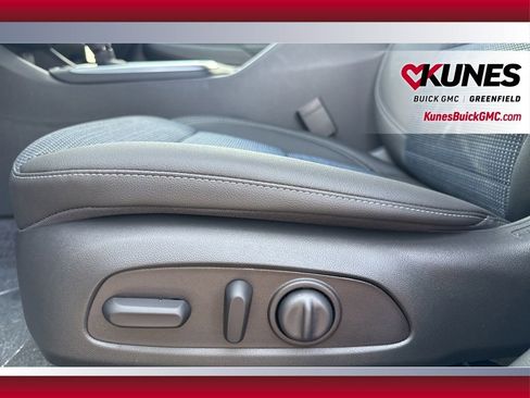 New 2026 Buick Envista Preferred w/ Convenience I Package FWD image 16