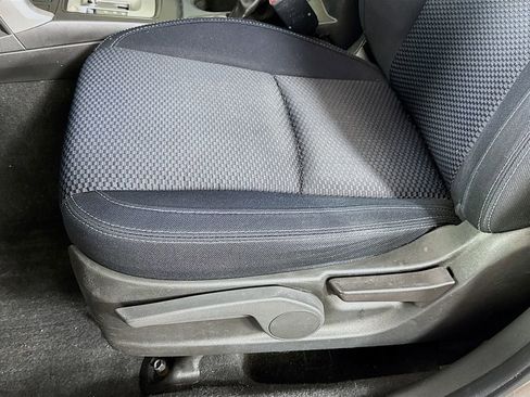 Used 2015 Subaru Forester 2.5i w/ Alloy Wheel Package image 15