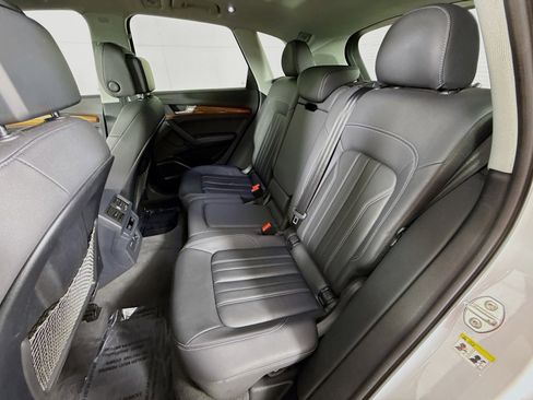 Certified 2022 Audi Q5 2.0T Premium Plus image 22