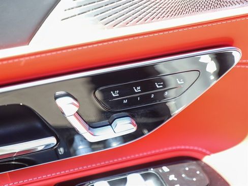 Used 2022 Mercedes-Benz SL 55 AMG 4MATIC image 35