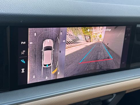 New 2026 Porsche Cayenne image 23