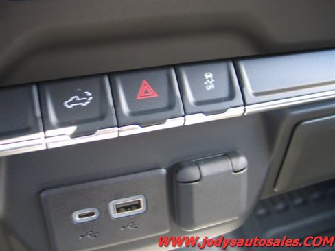 Used 2022 Chevrolet Silverado 2500 W/T w/ WT Fleet Convenience Package AWD/4WD image 16