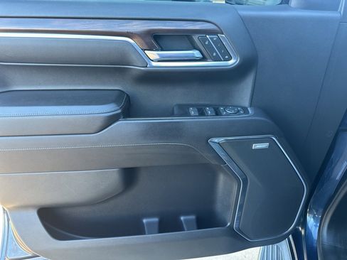 Used 2023 GMC Sierra 1500 SLT w/ SLT Premium Package image 15