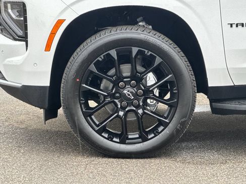New 2026 Chevrolet Tahoe LT RWD image 25