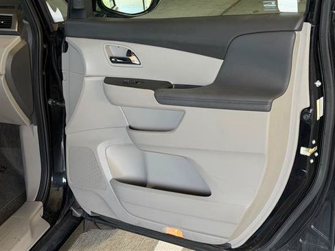 Used 2016 Honda Odyssey Touring image 33