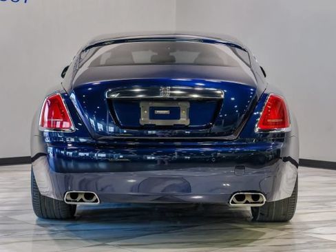 Used 2017 Rolls-Royce Wraith RWD image 13