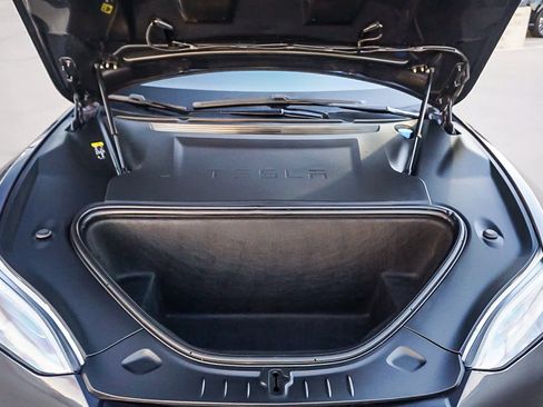 Used 2018 Tesla Model S P100D image 26