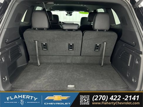 Used 2026 GMC Acadia Elevation w/ Elevation Premium Package FWD image 20