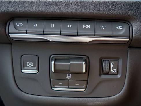 New 2026 Cadillac Escalade Sport w/ Touring Package image 15