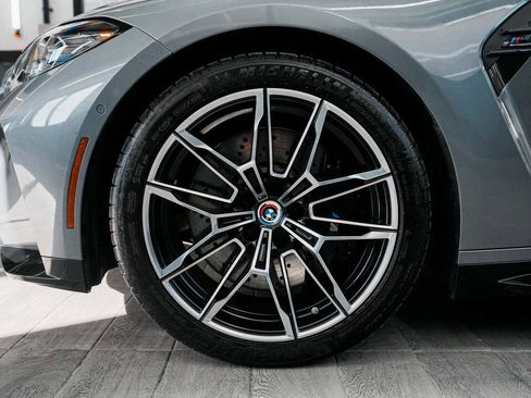 Used 2022 BMW M4 xDrive Competition image 13