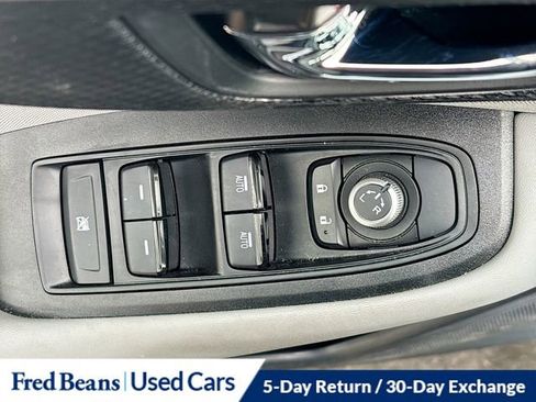Used 2025 Subaru Legacy Premium image 7