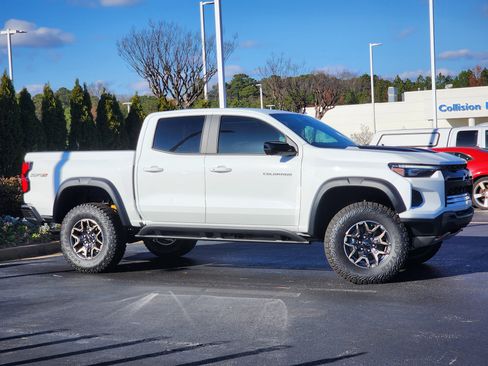 New 2026 Chevrolet Colorado ZR2 w/ Technology Package image 3