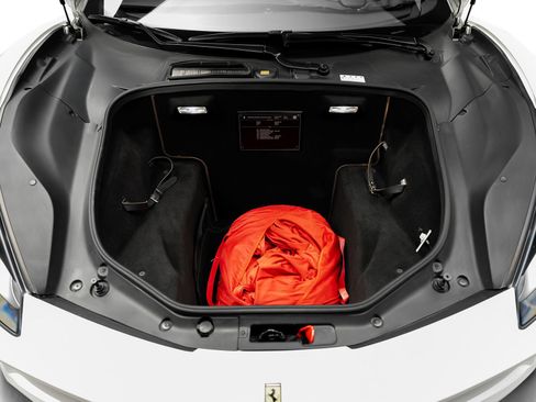 Used 2018 Ferrari 488 GTB RWD image 56