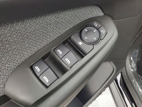 New 2026 Chevrolet TrailBlazer LT w/ Midnight Edition FWD image 26