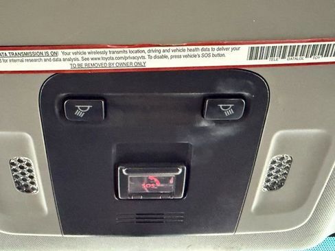 Used 2020 Toyota Camry LE image 22