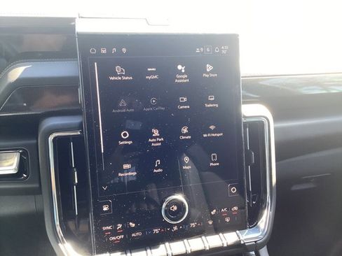 New 2026 GMC Yukon Elevation image 24