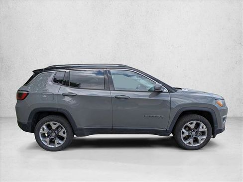 Used 2020 Jeep Compass Limited AWD/4WD image 4