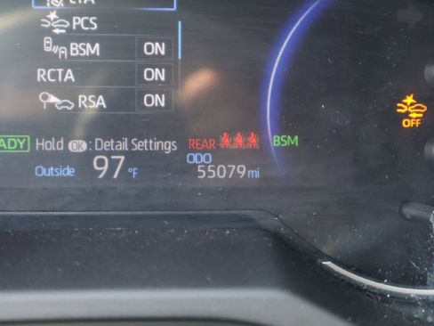 Used 2024 Toyota RAV4 SE image 29