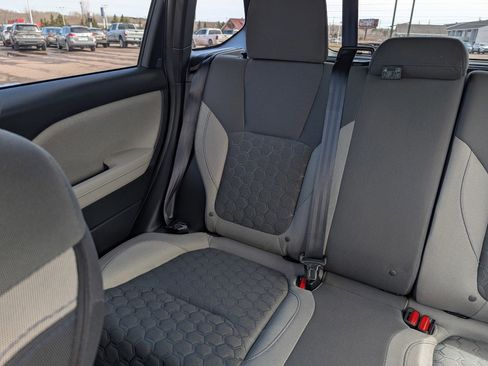 Used 2025 Subaru Forester AWD/4WD image 12