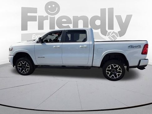 Used 2025 RAM 1500 Laramie w/ Sport Appearance Package AWD/4WD image 8