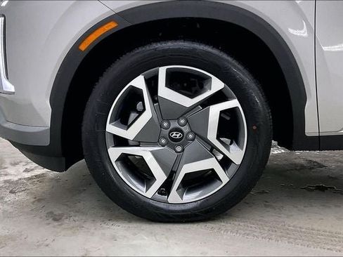 Certified 2025 Hyundai Palisade SEL FWD image 10