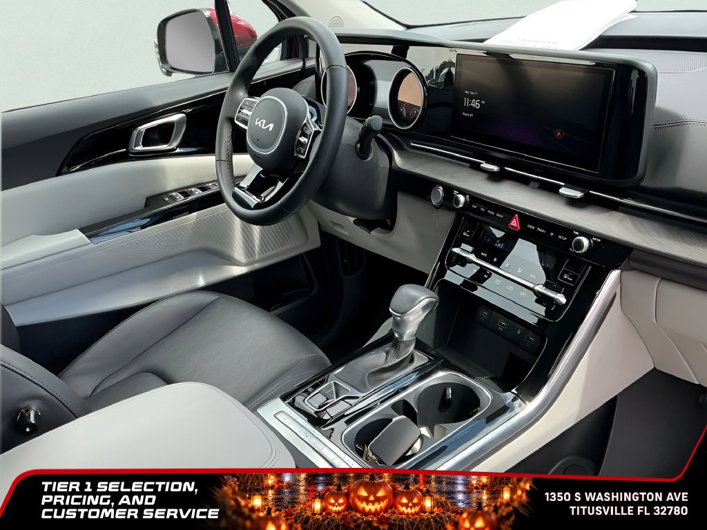 Used 2024 Kia Carnival EX FWD image 15