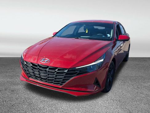 Certified 2023 Hyundai Elantra SEL image 7