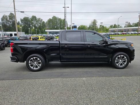Used 2024 Chevrolet Silverado 1500 High Country w/ Technology Package AWD/4WD image 6