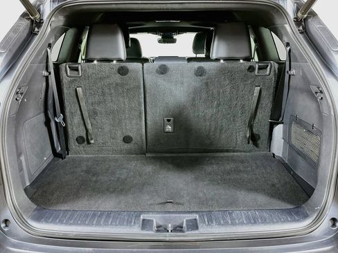 Used 2021 Toyota Highlander XSE AWD/4WD image 9